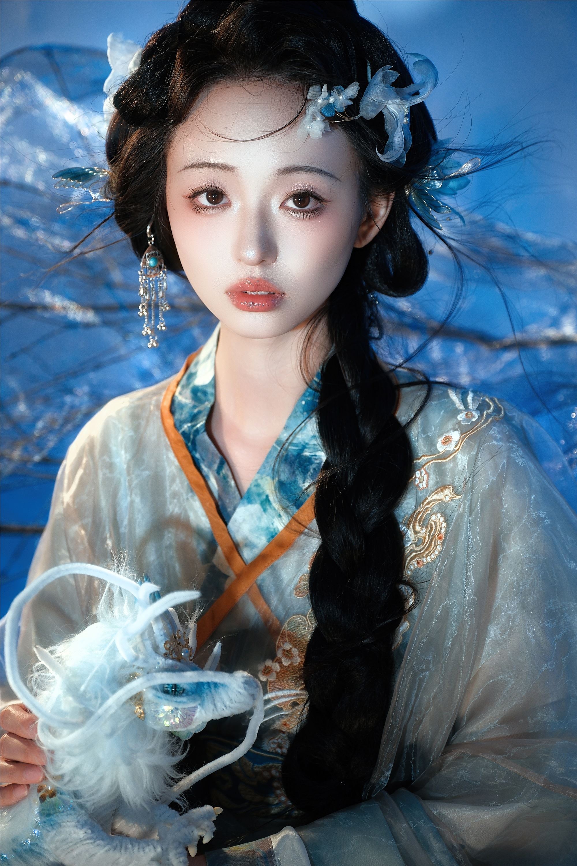 YITUYU艺图语 2025.01.02 蓝龙 小羊爱干饭